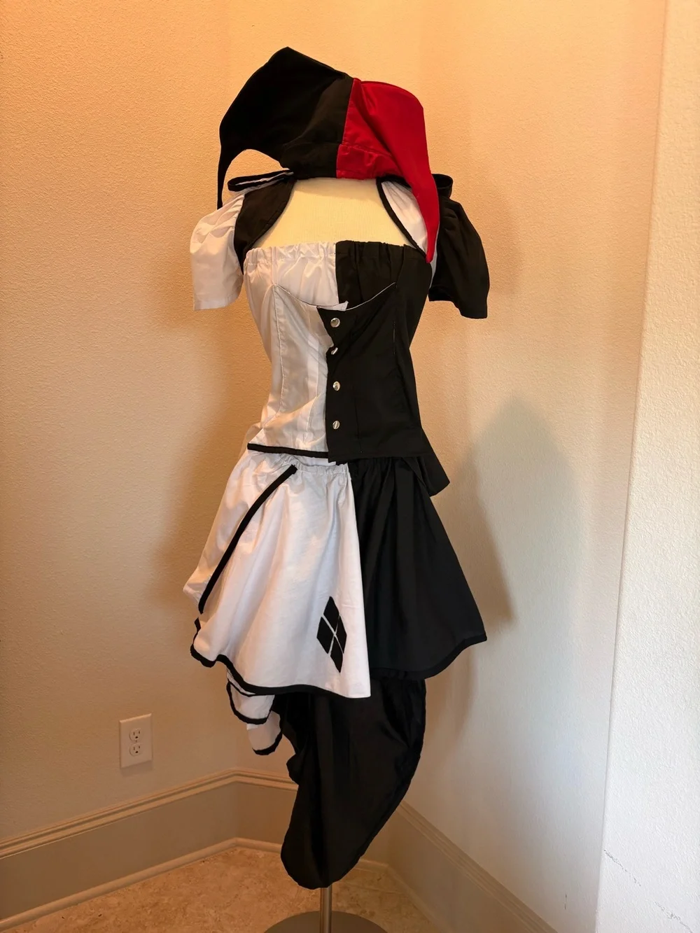 Black & White Harley Quinn Inspired Costume
